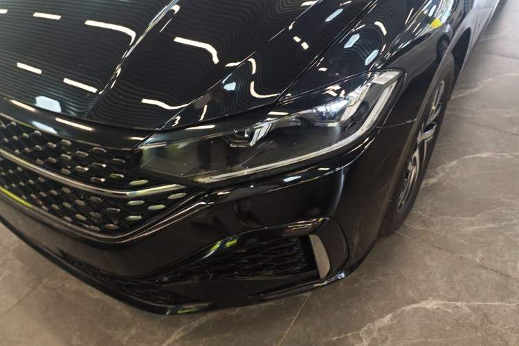 Used Volkswagen Lavida 2024 1.5L Automatic Starry Sky 5 Million Edition Left Front Headlight