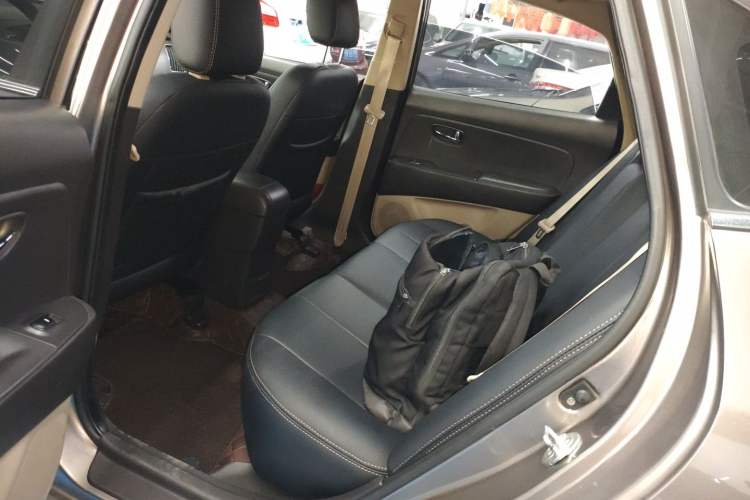 Used Hyundai Celesta 2011 1.6L Manual Luxury Model
