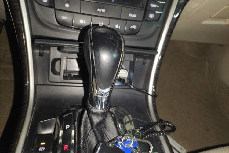 Used Changan Raeton 2013 1.8T Automatic Prestige Model China IV Standard
