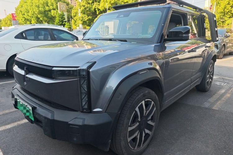 Used iCAR 03 2024 501km Four-wheel Drive Long-Range Advanced Version