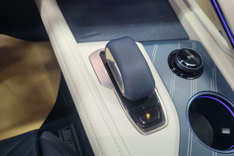 Used Zeekr 001 2025 YOU Edition 100 kWh All-Wheel Drive
