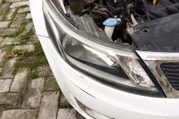 Used Kia K2 2012 Sedan 1.4L MT GLS Commemorative Edition
