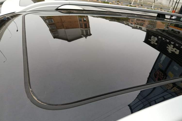 Used Roewe RX8 2019 30T Smart Connectivity Two-Wheel Drive Supreme Flagship Edition