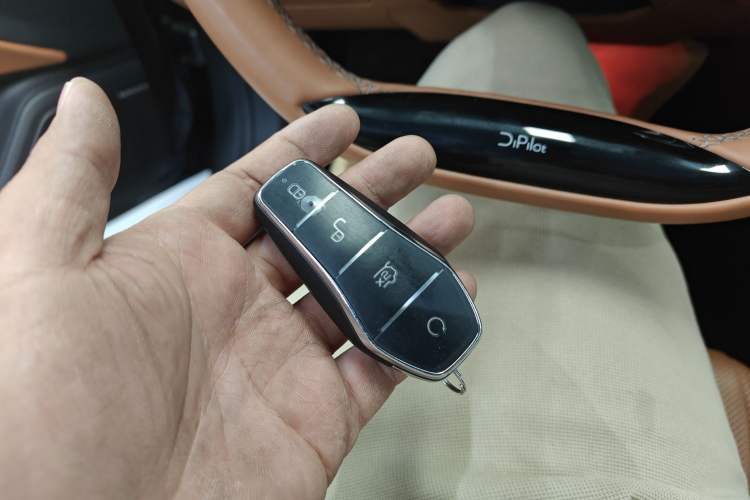 Used BYD Han 2022 DM-i 121KM Luxury Model
