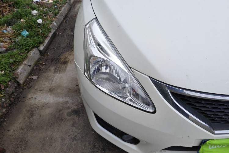 Used Nissan Tiida 2011 1.6L CVT Comfort Model

