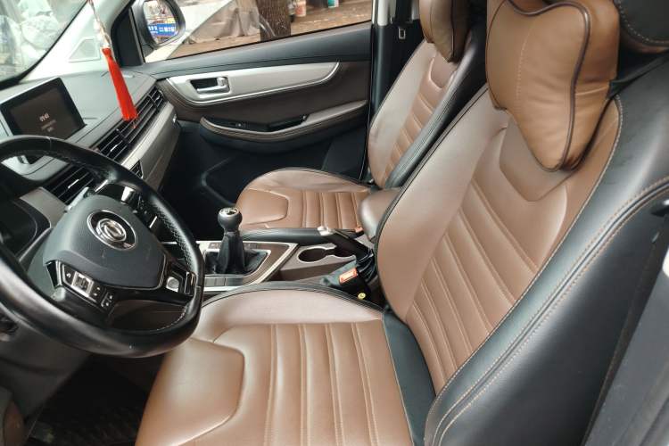 Used FORTHING Joyear X6 2017 Jingxiang Series 1.5T CVT Luxury Model
