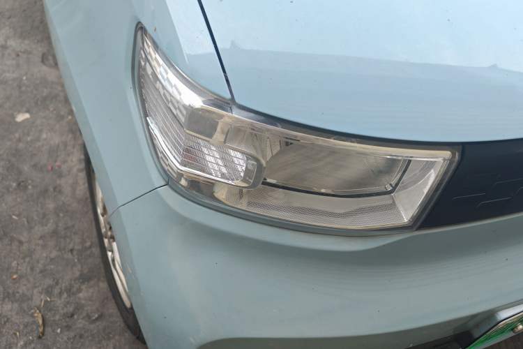 Used Wuling Hongguang MINIEV 2021 Macaron Fashion Model Lithium Iron Phosphate Right Front Headlight