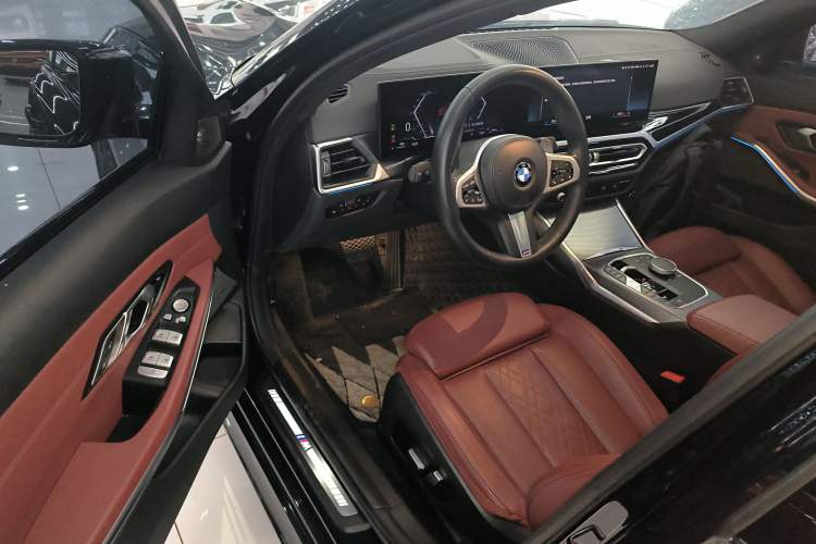 Used BMW 3 Series 2023 325i M Sport Night Edition Package
