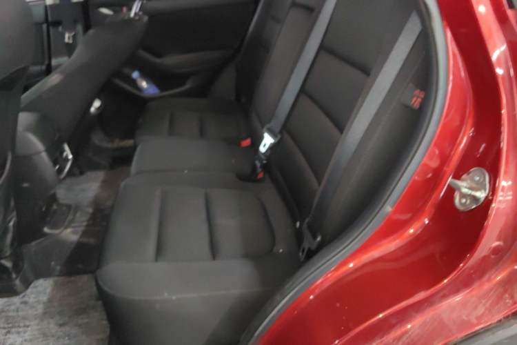 Used Mazda CX-5 2015 2.0L Automatic Two-Wheel Drive Urban Version
