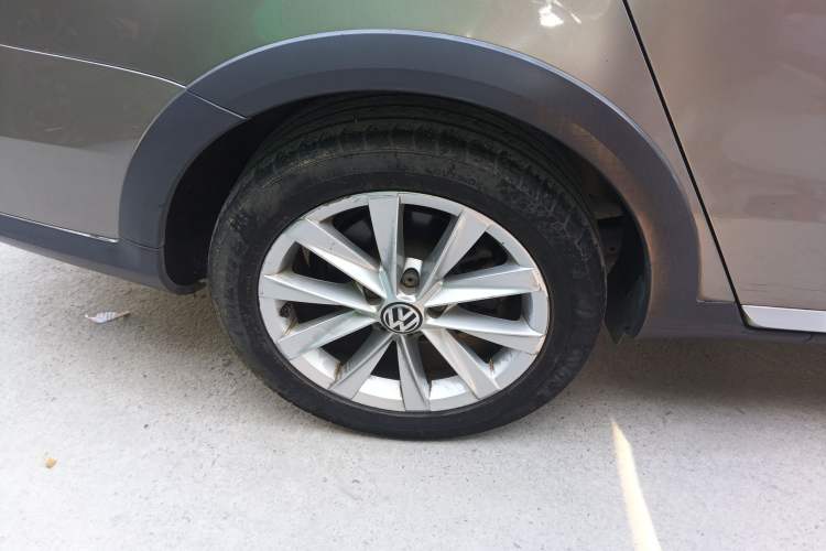 Used Volkswagen Magotan (Import) 2012 Travel Edition 2.0 TSI 4x4 Comfort Version