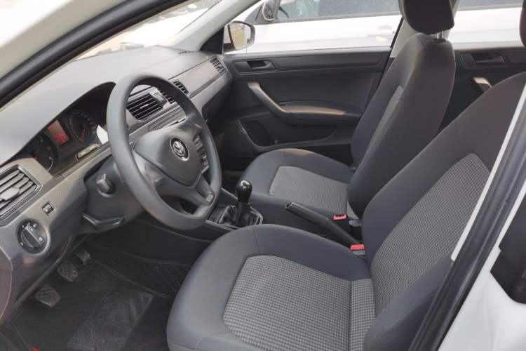 Used Volkswagen Santana 2018 1.5L Manual Fashion Edition
