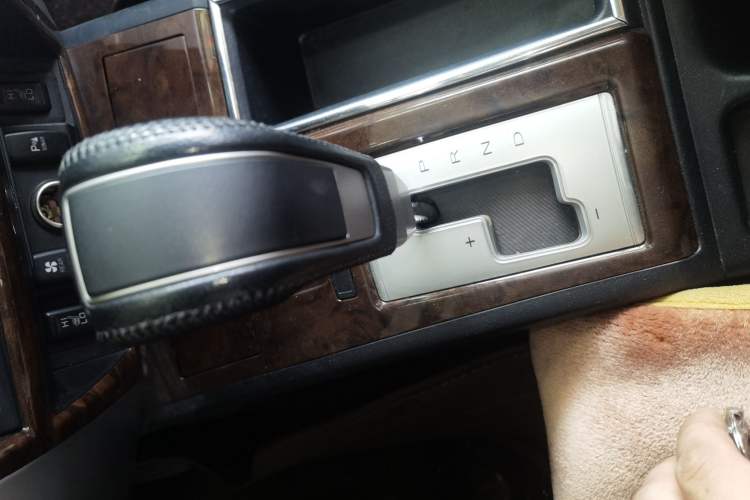 Used Mitsubishi Pajero Sport 2013 3.0L Automatic Two-Wheel Drive Luxury Edition Vehicle Key