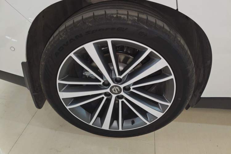 Used Leapmotor C16 2026 Pure Electric 630 LiDAR Zhizun Edition 5 Seats