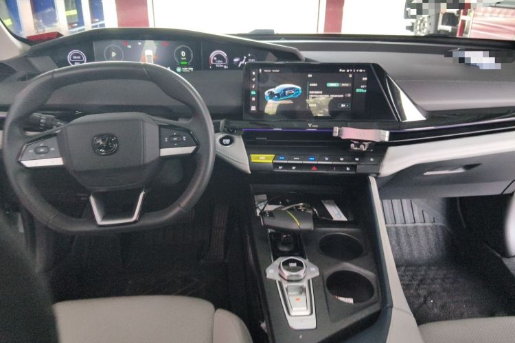 Used CHANGAN UNI-V iDD 2023 ZhiDian iDD 1.5T 113km ZhiKu Model
