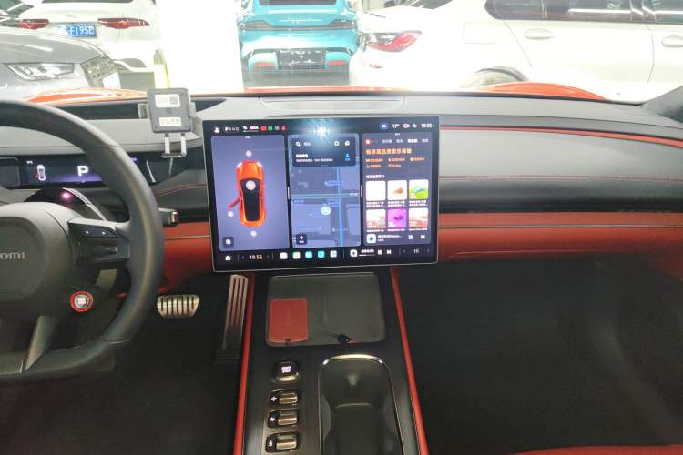 Used Xiaomi Auto SU7 2024 Four-Wheel Drive Ultra-Long Range Advanced Intelligent Driving Max Edition Audio And AC Panel