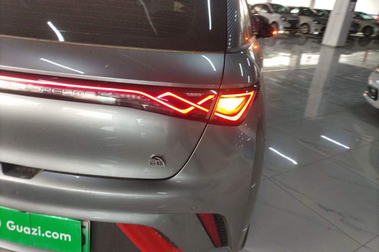 Used BYD Dolphin 2021 405 km Fashion Edition