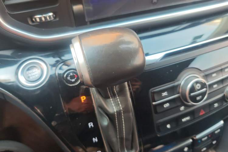 Used GAC Trumpchi M8 2018 320T Luxury Edition
