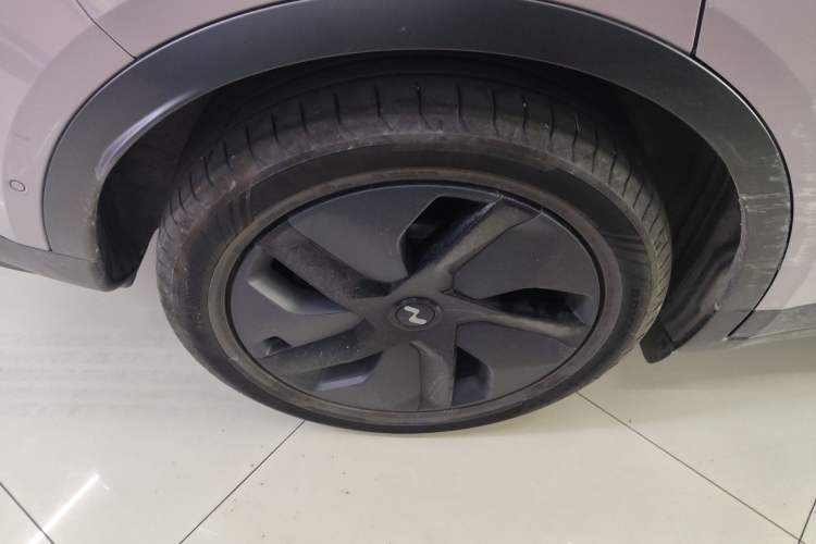 Used ONVO L60 2024 60 kWh Rear-Drive Version Right Rear Wheel Hub