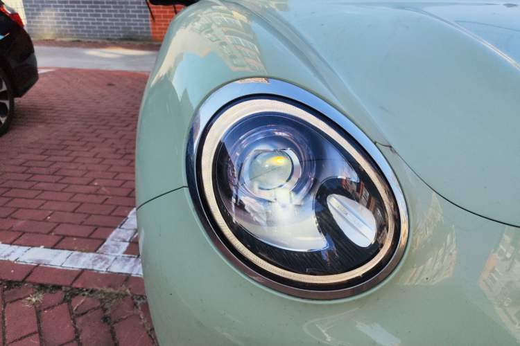 Used ORA Good Cat 2023 401 km Standard Range Premium Version Lithium Iron Phosphate
