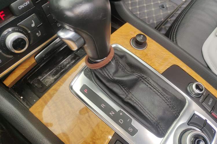 Used Audi Q7 2010 3.6 FSI quattro base version