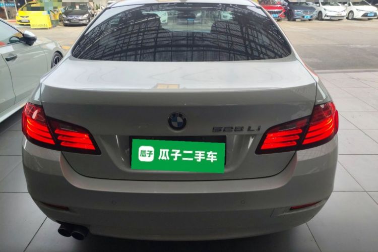 Used BMW 5 Series 2014 528Li Leading Model
