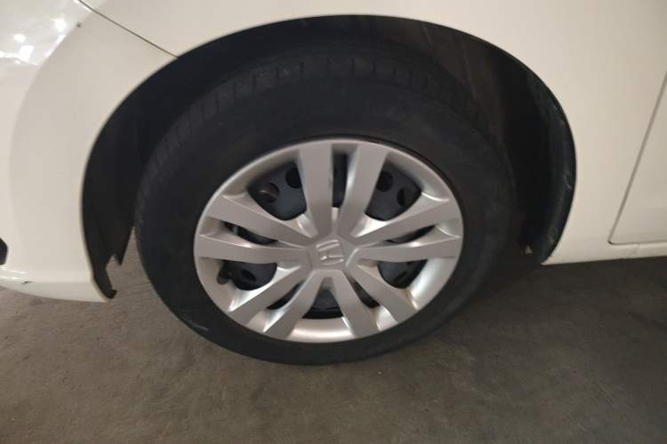 Used Honda Fit 2021 1.5L CVT Trend Edition Left Front Wheel Hub