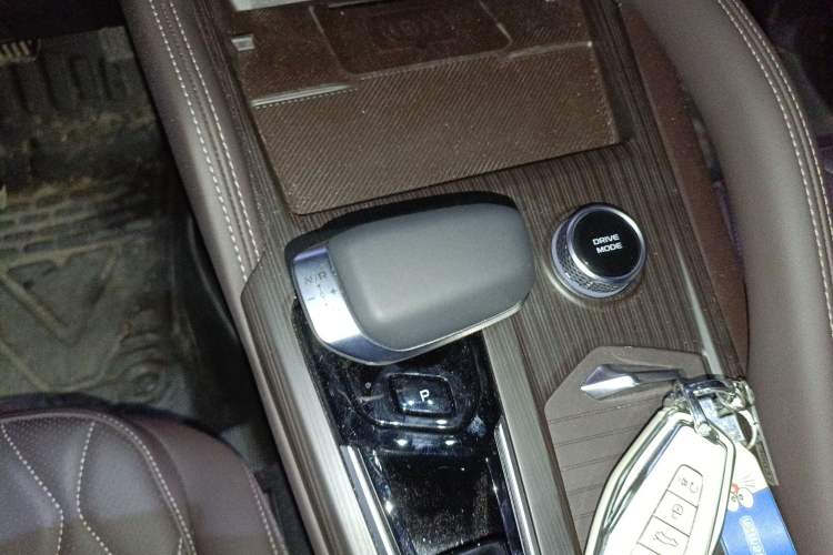 Used Geely Auto Monjaro L 2025 2.0TD Automatic Xingyun Version
