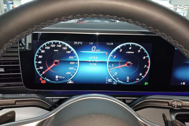 Used Mercedes-Benz GLE 2022 GLE 350 4MATIC Coupe SUV Luxury Model
