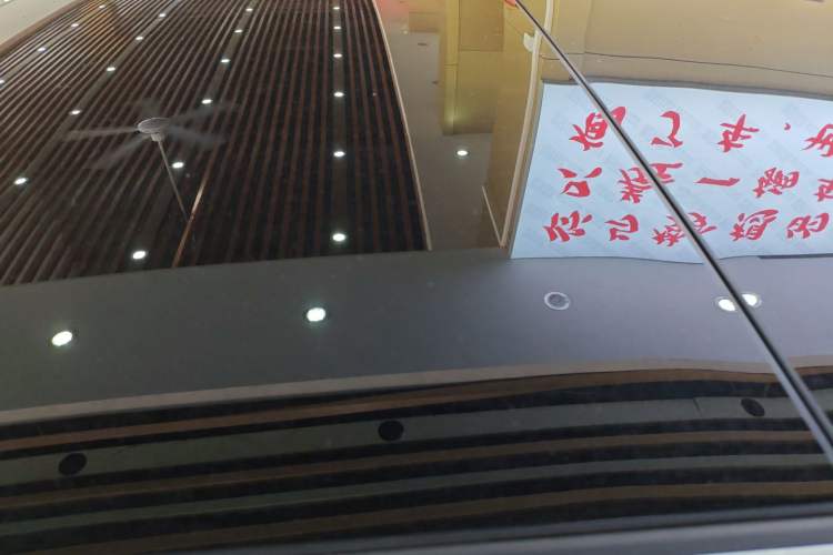 Used Lynk & Co 09 2021 2.0T Halo Six-Seater