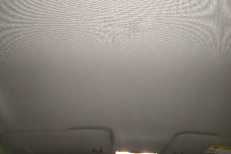 Used Chevrolet Trax 2014 1.4T Automatic Two-Wheel Drive Comfort Version Headliner