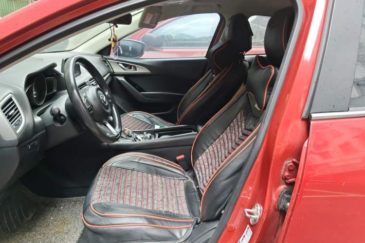 Used Mazda 3 Axela 2017 Sedan 1.5L Automatic Luxury Model Emission Standard China V Left Front Seat