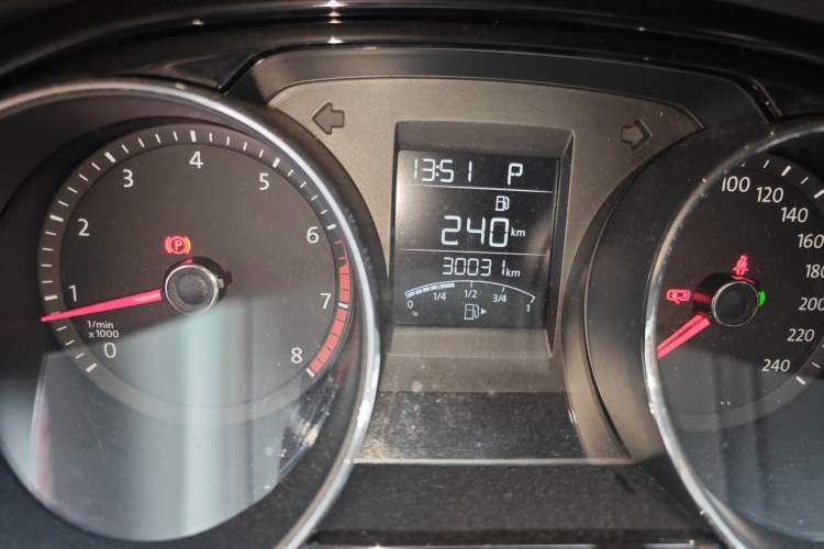 Used Volkswagen C-TREK 2017 230TSI DSG Comfort Version