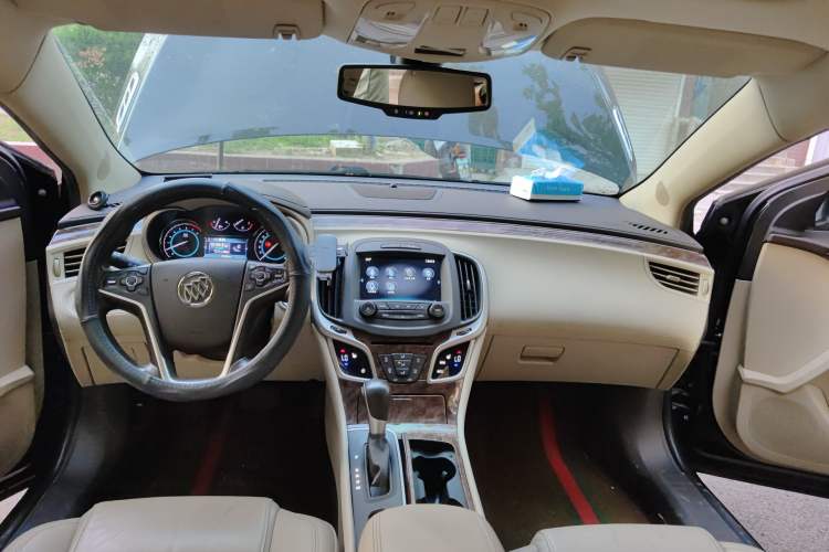 Used Buick LaCrosse 2013 2.4L SIDI Leading Comfort Version
