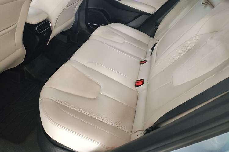Used Geely Auto Emgrand X7 Sport 2023 Boyue COOL 1.5TD ZhiZun Edition Left Rear Seat