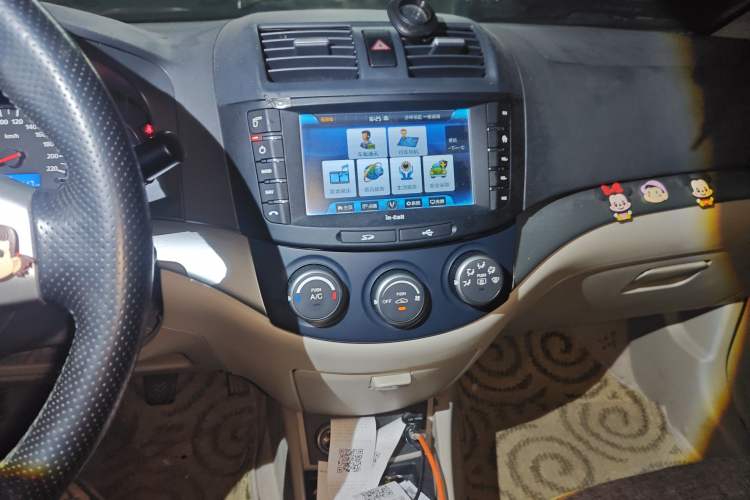 Used CHANGAN Alsvin V5 2012 1.5L Manual Dream Edition
