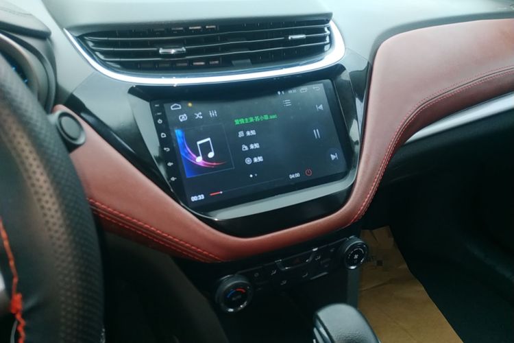 Used Chevrolet Malibu 2017 1.5T Automatic Comfort Edition Audio And AC Panel