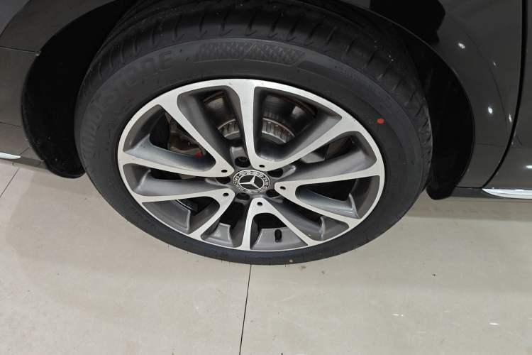 Used Mercedes-Benz E-Class 2017 E 300 L Luxury Model
