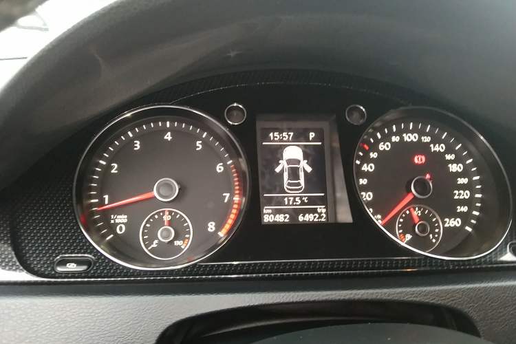 Used Volkswagen Magotan 2012 Revised 1.8TSI Luxury Version Instrument Cluster