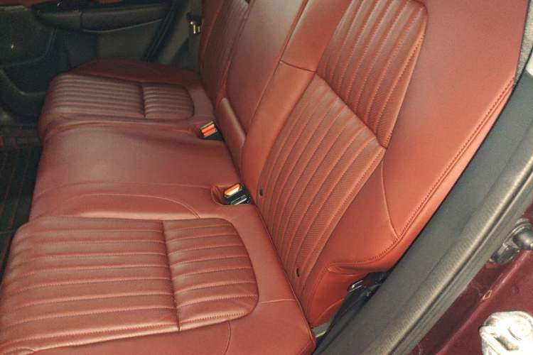 Used Honda Breeze 2020 240TURBO CVT Four-Wheel Drive Premium Edition Left Rear Seat