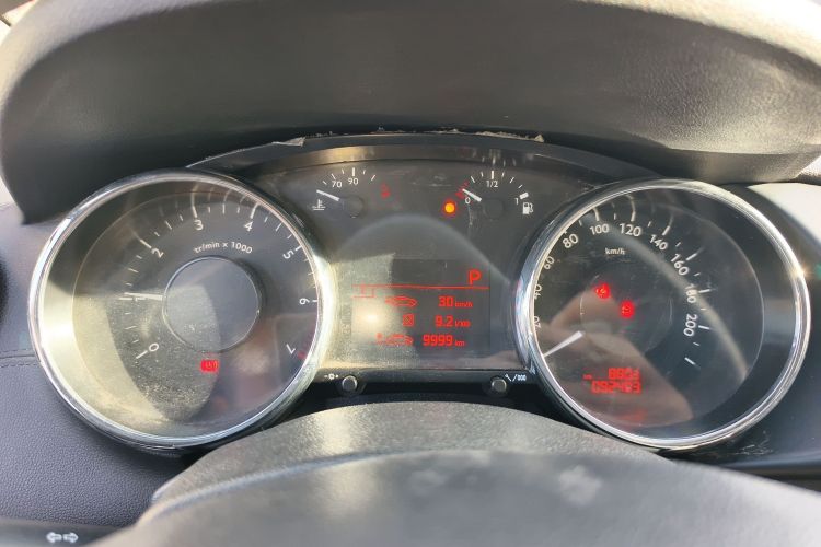 Used Peugeot 3008 2016 2.0L Automatic Classic Edition