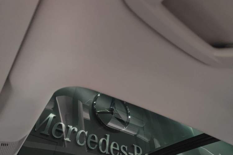 Used Volkswagen Tavendor 2024 380TSI All-Wheel Drive R-Line Blacklight Knight Edition Headliner