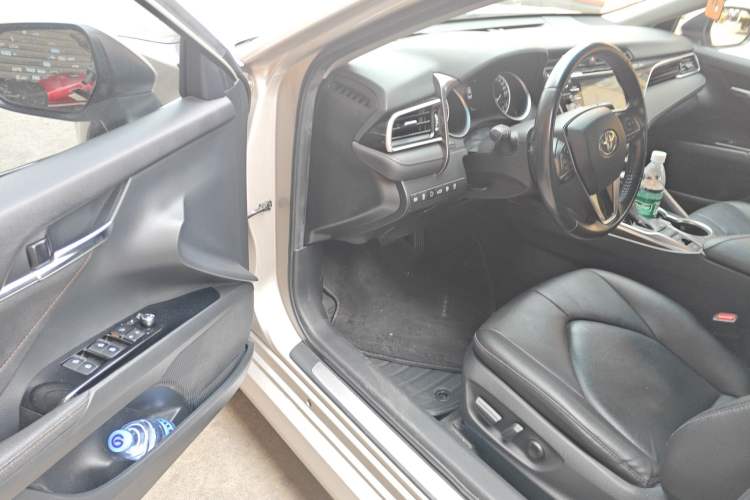 Used Toyota Camry 2018 2.5G Luxury Edition Driver Seat