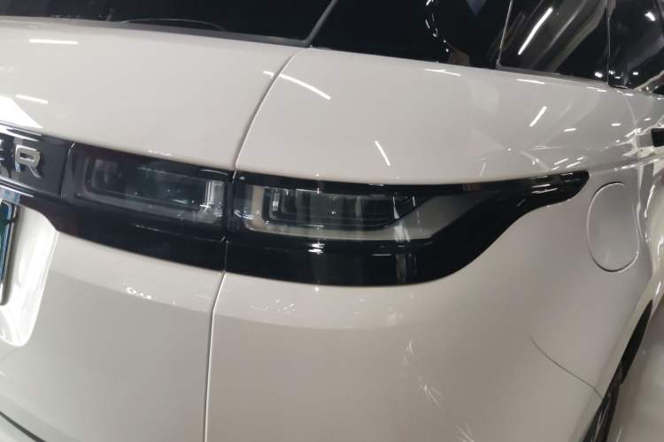 Used Land Rover Range Rover Evoque 2022 Aurora L 249 PS R-Dynamic Luxury Edition