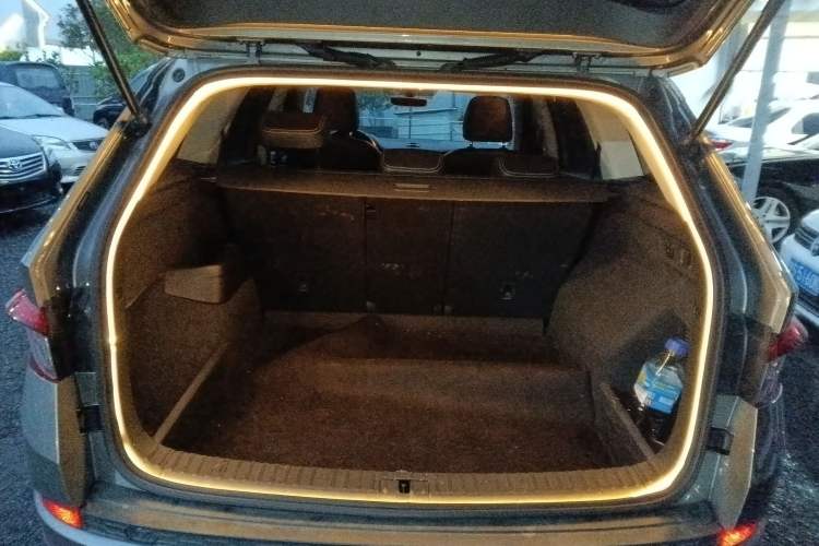 Used Skoda Kodiaq 2018 Facelifted TSI330 5-Seater Two-Wheel-Drive Luxury Enjoyment Edition
