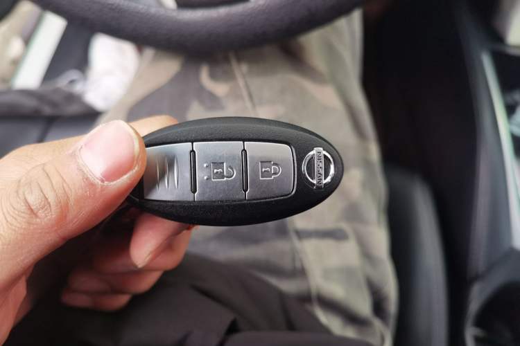 Used Nissan X-Trail 2014 2.0L CVT Smart Edition 2WD
