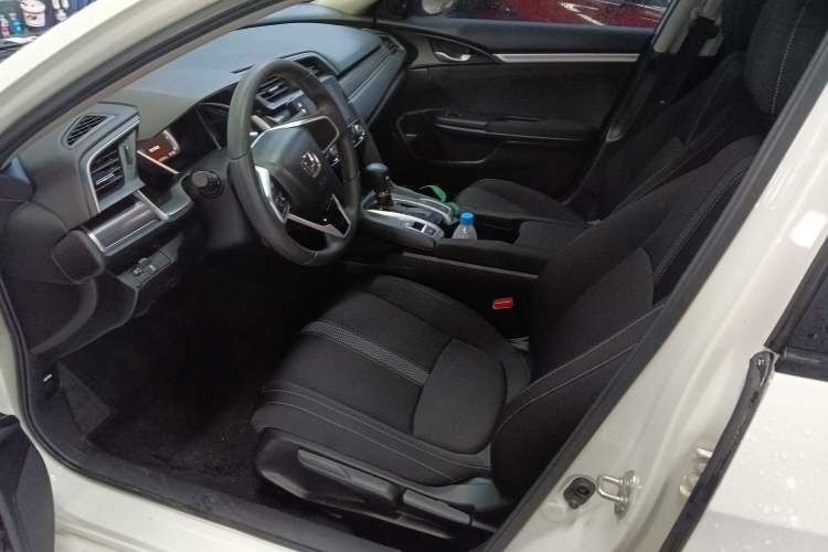 Used Honda Civic 2019 220TURBO CVT Dynamic Edition China VI Driver Seat