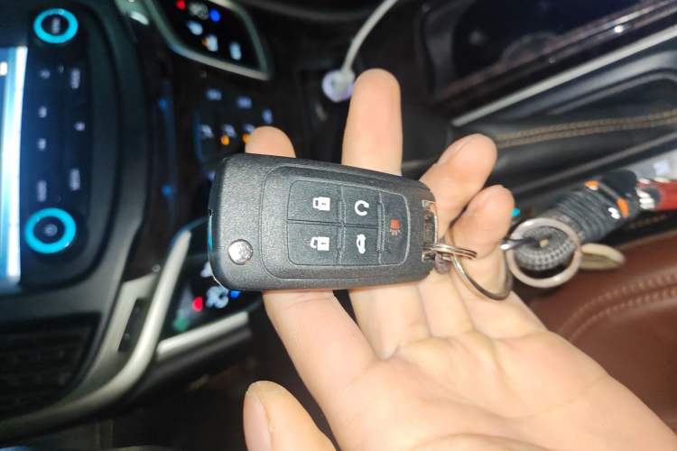 Used Buick LaCrosse 2013 2.4L SIDI Elite Comfort Version
