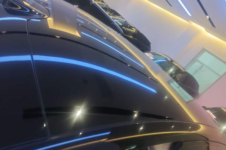 Used Li Auto i6 2025 Model Two-Wheel-Drive Standard Type Roof