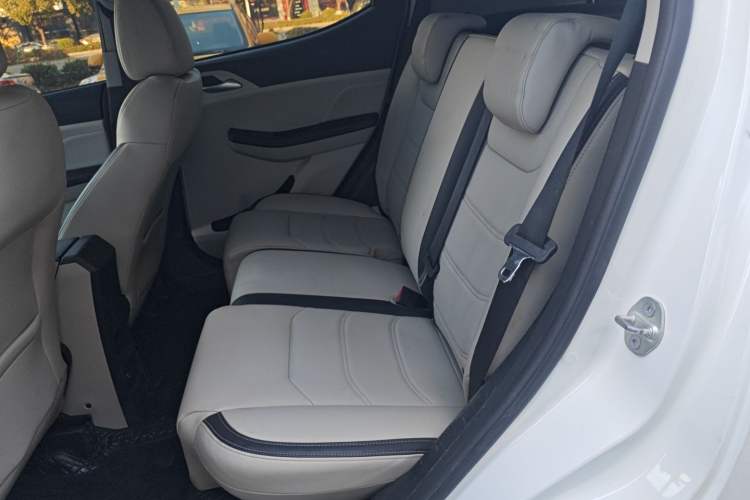 Used BYD Yuan Pro 2021 401 km Luxury Version Interior 4