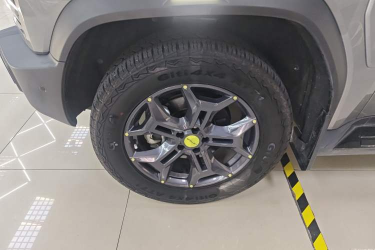 Used JETOUR Traveler 2023 2.0T All-Wheel Drive CrossPRO+